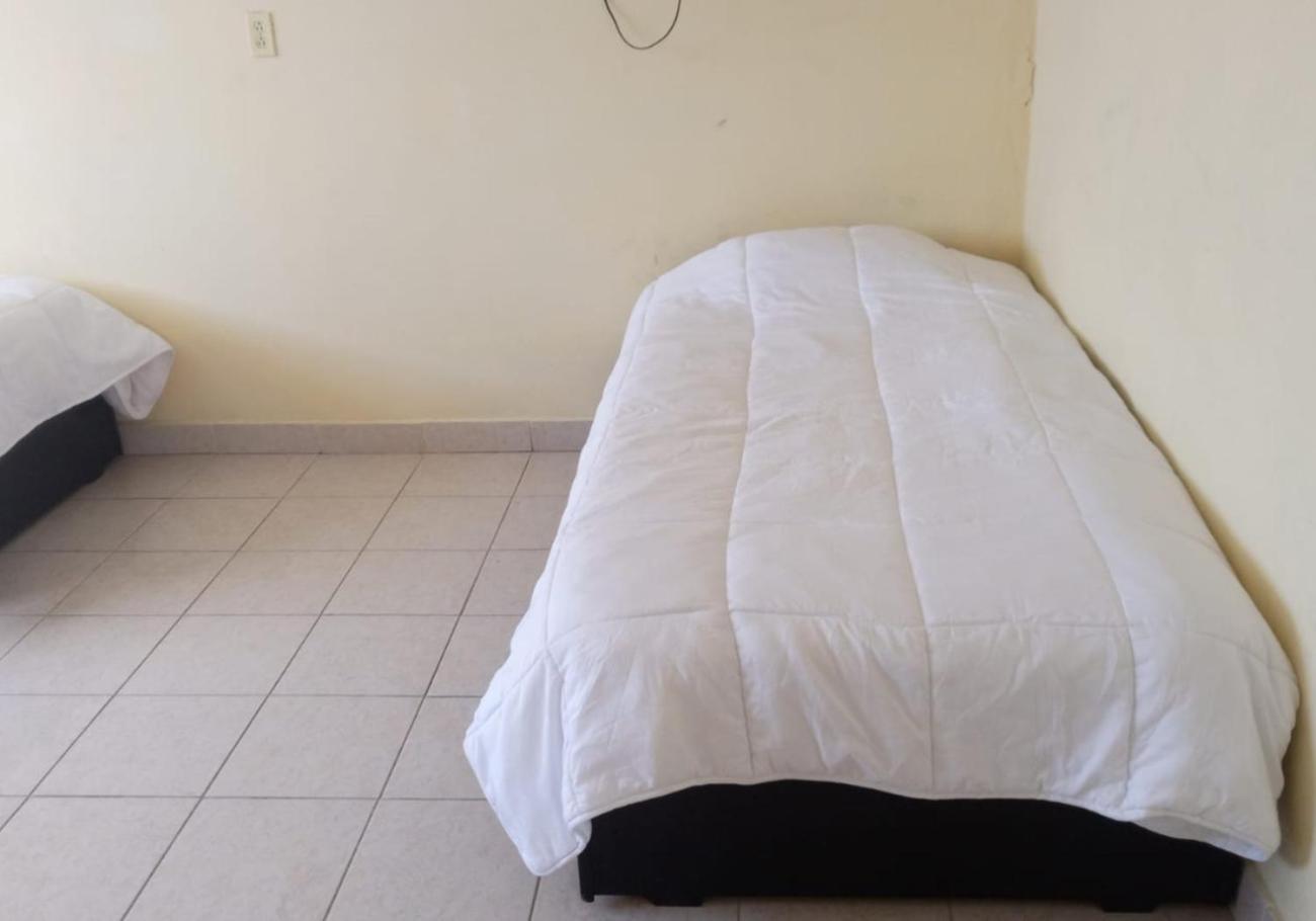 Hostal Las Quince Letras Tehuacán Екстериор снимка